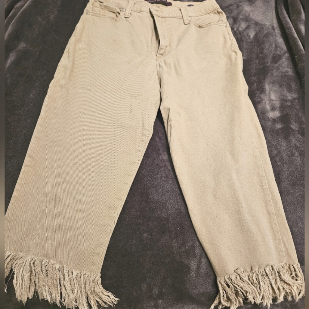 Gloria Vanderbilt Khaki Capris